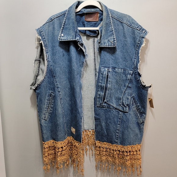 Upcycled Vintage Gypsy Boho Denim Jacket Kimono Crochet Fringe - Picture 1 of 15